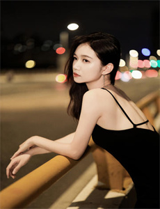日日摸夜夜添无码AVA片
